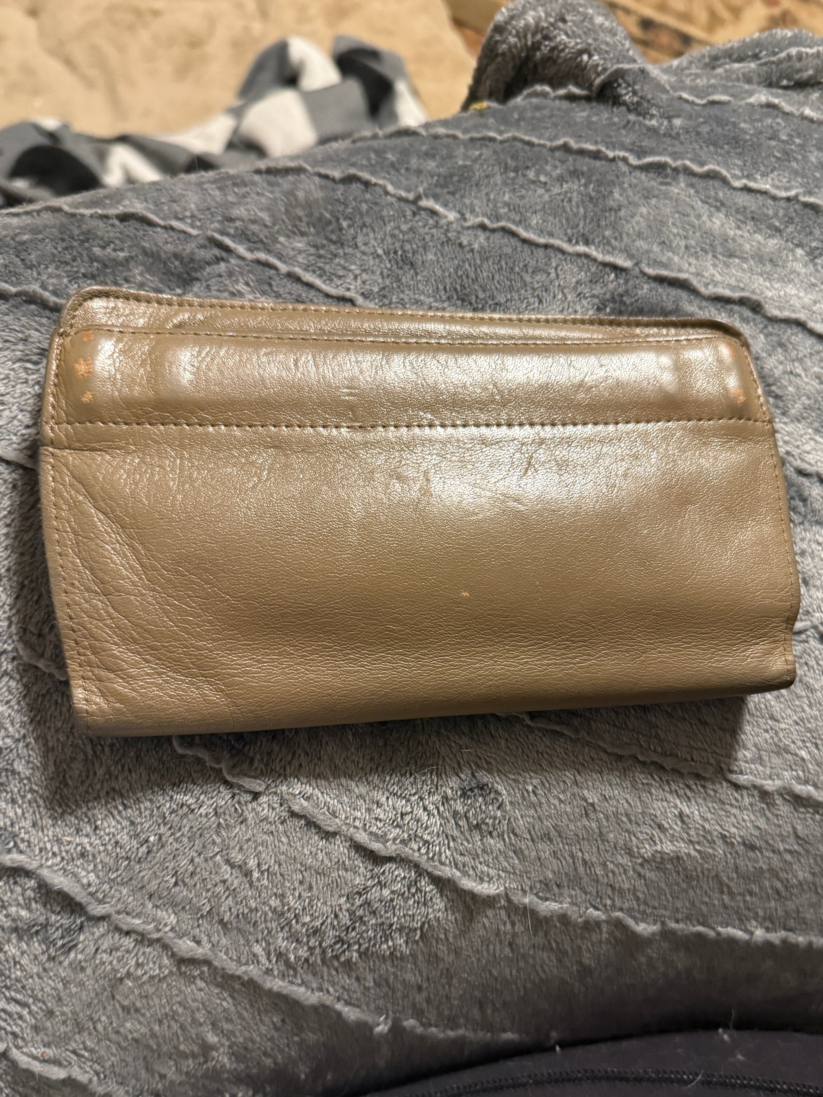 Vintage Bosca Full Grain Hide Leather Clutch Wallet – Sand/Taupe