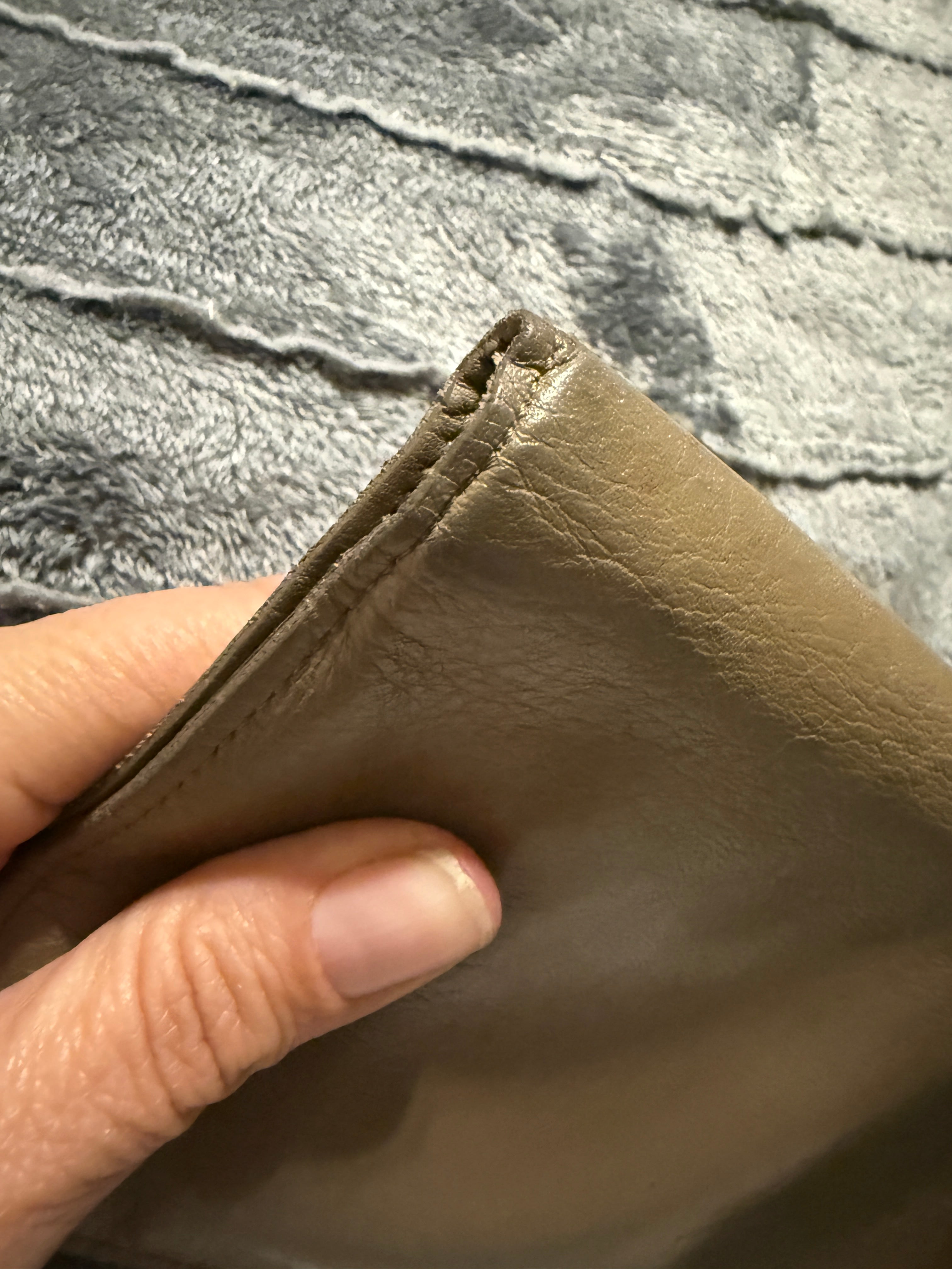 Vintage Bosca Full Grain Hide Leather Clutch Wallet – Sand/Taupe