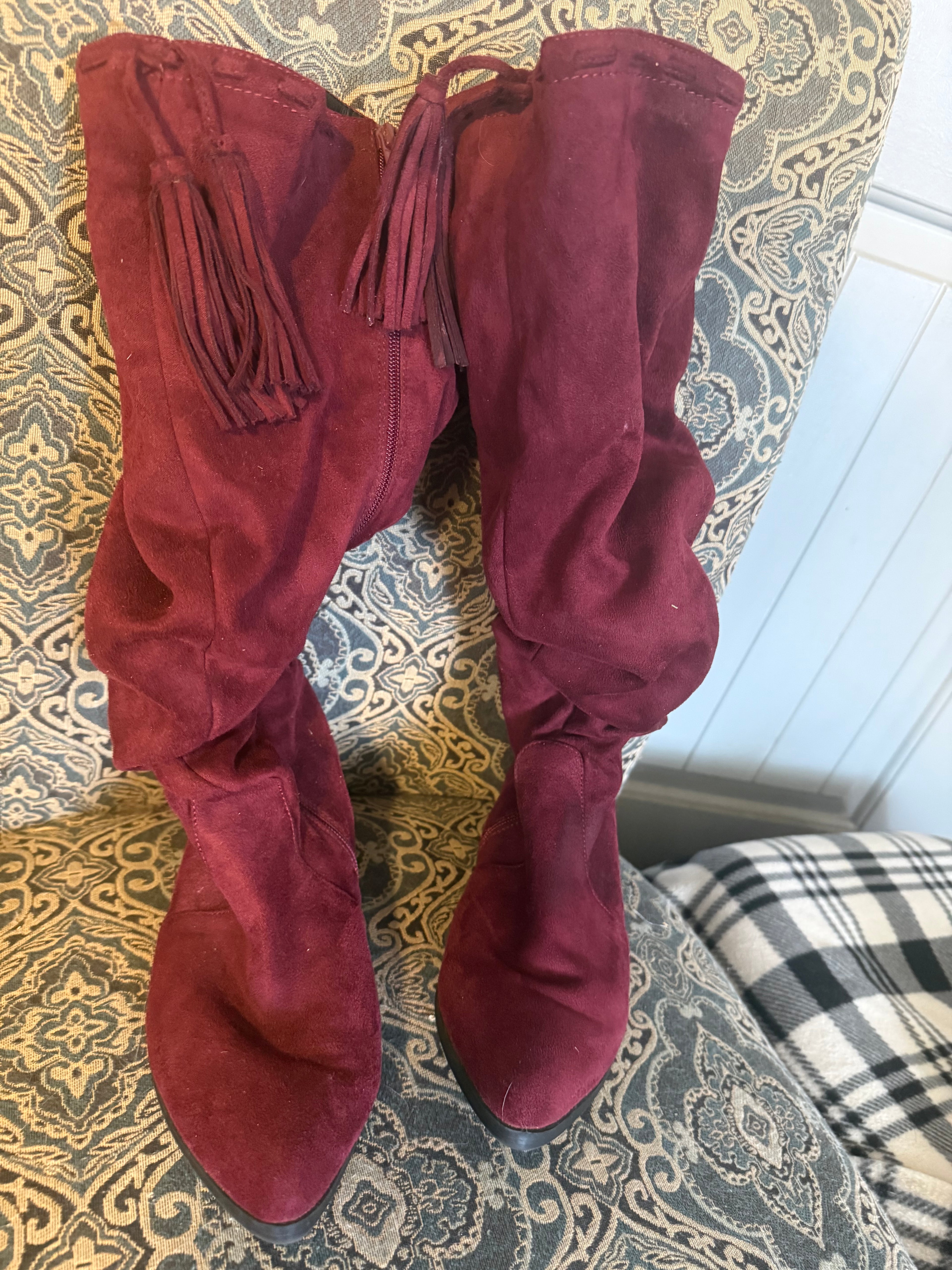 Burgundy Suede Woman’s boots