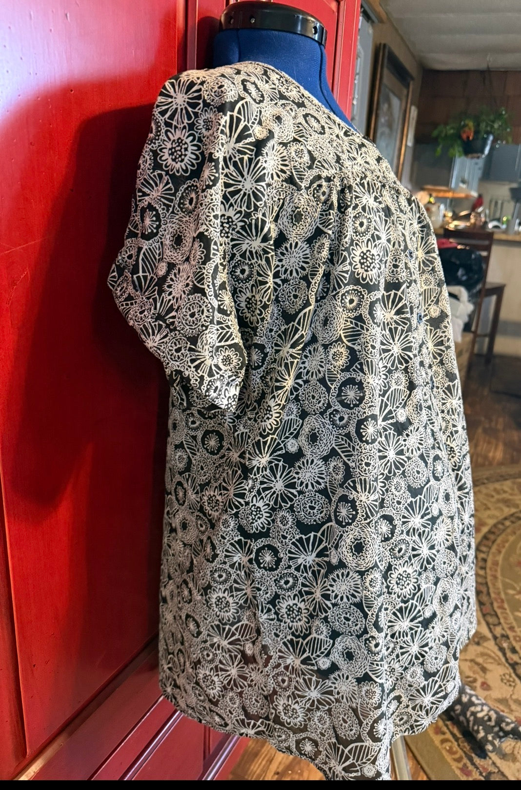 ExOfficio Women’s Floral Mandala Button-Down Travel Blouse