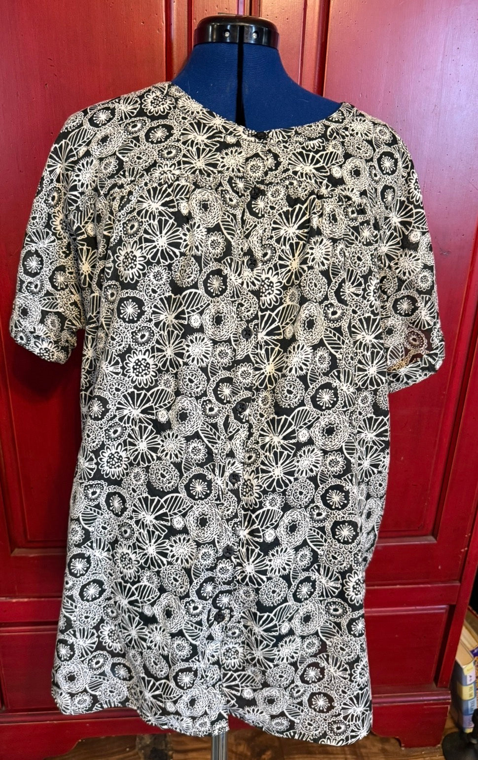 ExOfficio Women’s Floral Mandala Button-Down Travel Blouse