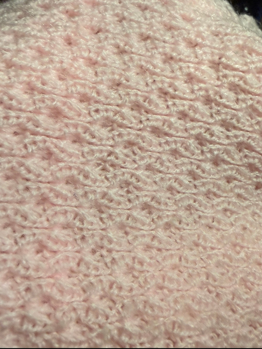 Cárdigan de punto calado rosa empolvado de inspiración vintage con ribete festoneado