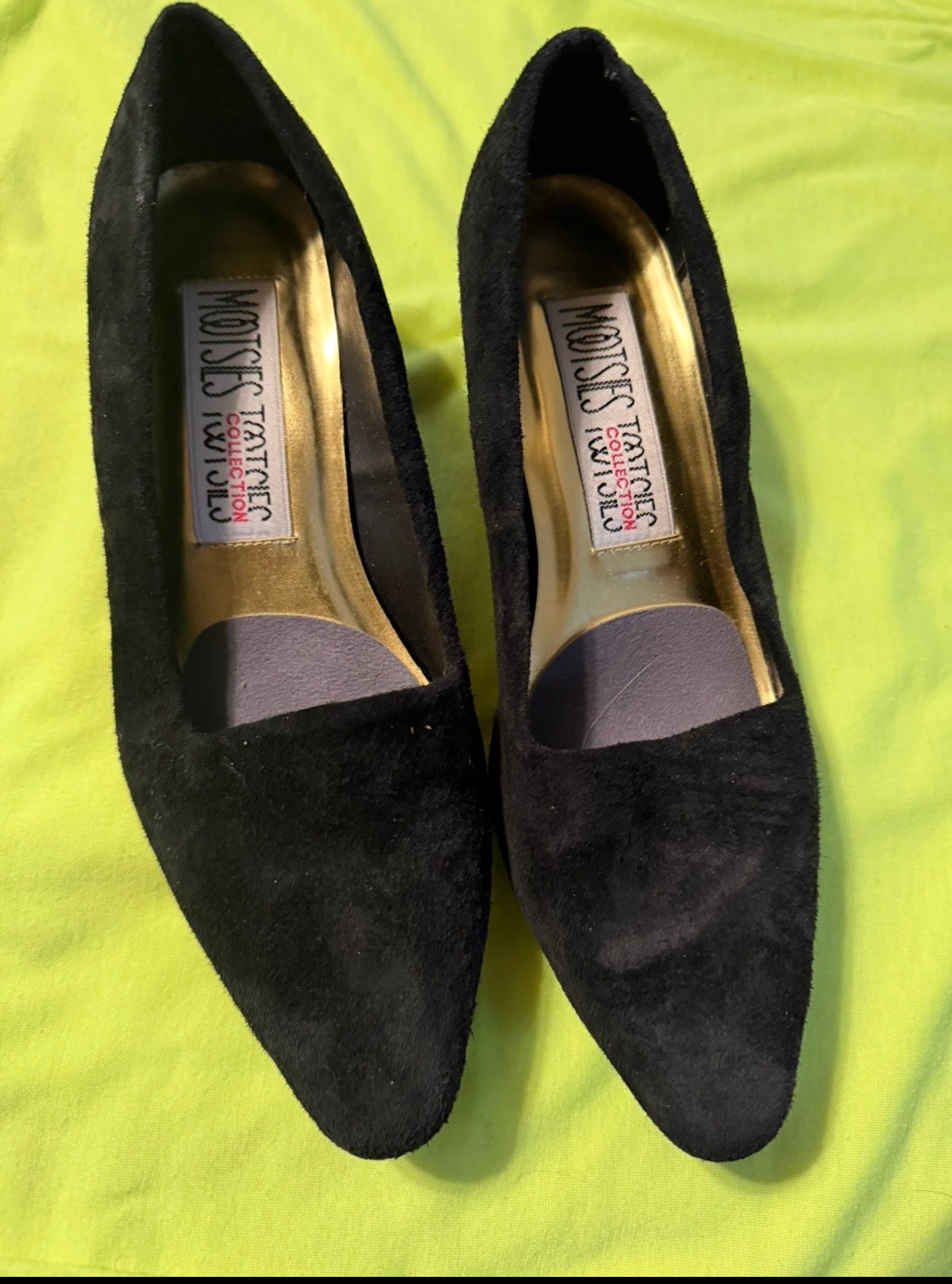 VINTAGE 90s Mootsies Tootsies Twijilo Black Suede Pumps - Gold Insole